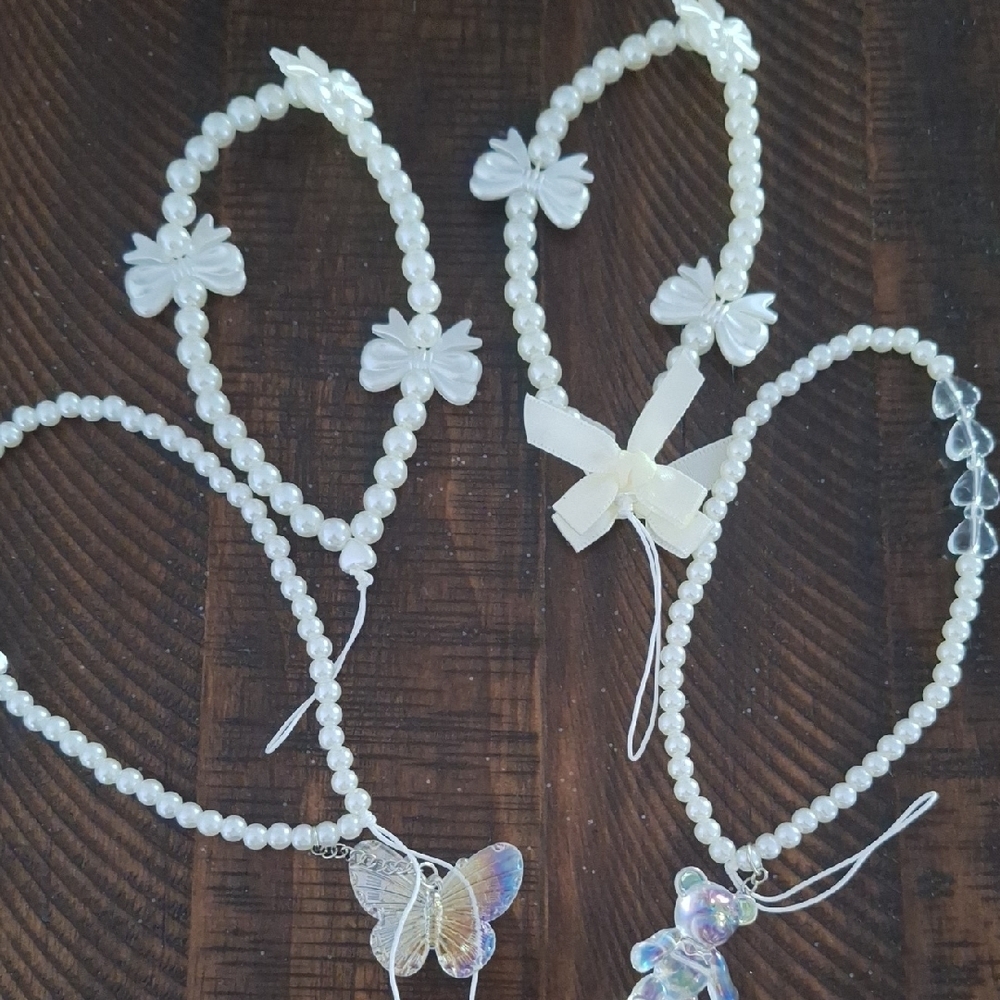 Elegant Pearl Butterfly Cellphone Straps Set Of 4